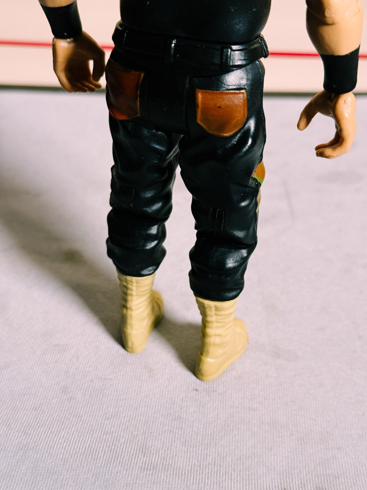 WWE Basic Get These Hands Braun Strowman Figure