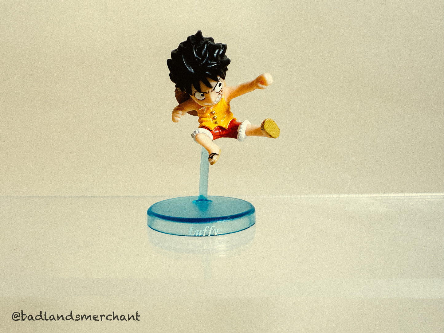 One Piece Luffy Secret Yellow Shirt Mini Figure Bandai