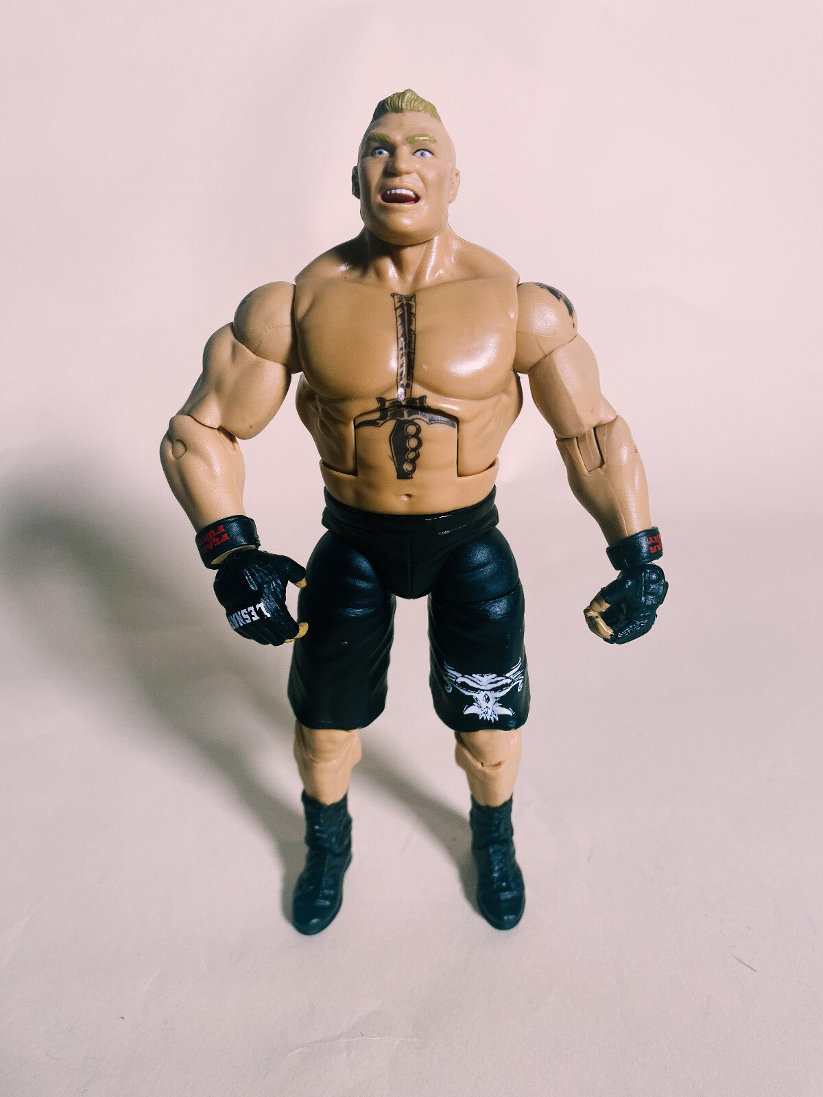 WWE: Brock Lesnar 2k17 Gamestop Exclusive Elite Wrestling Figure: Suplex City