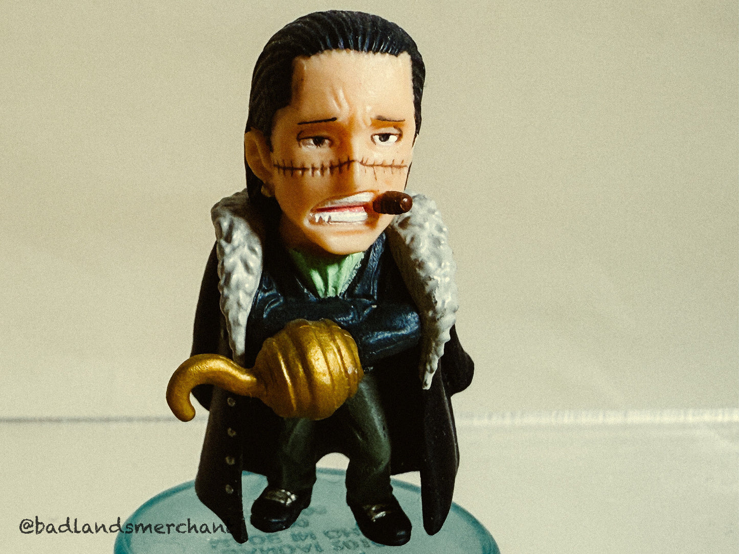 One Piece Desert King Sir Crocodile Mini Figure Bandai