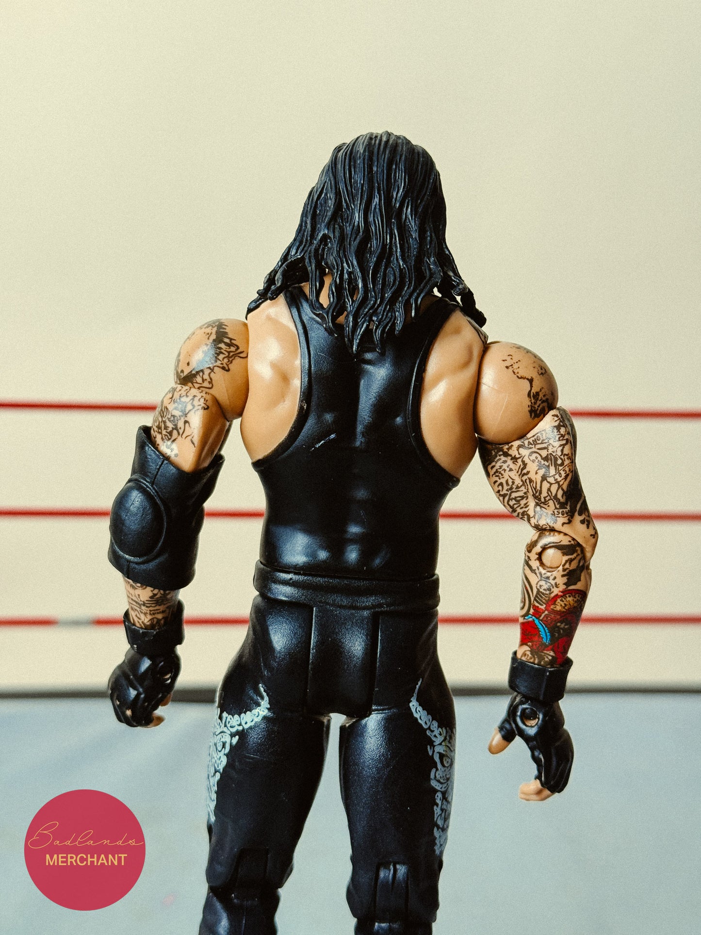 WWE Basic 13 The Undertaker Figure