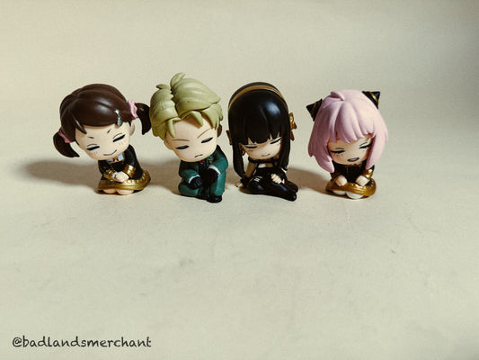TAKARA TOMY Gashapon Gacha SPY x FAMILY Shoulder Dung Figure 4 Set