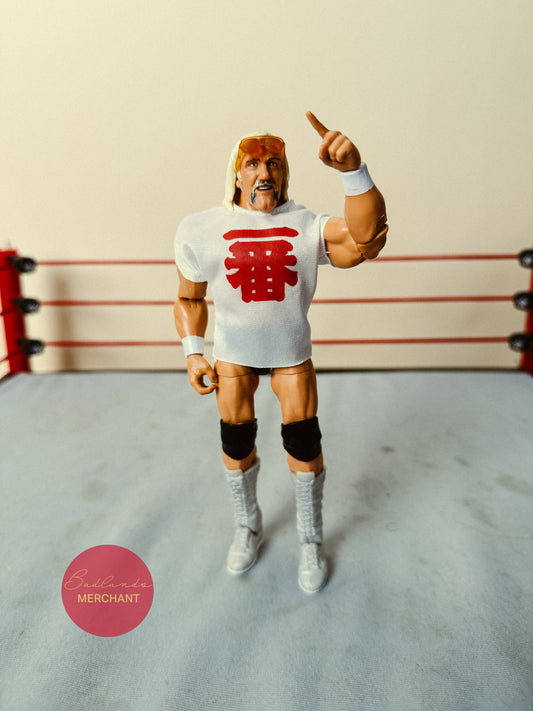 WWE Hulk Hogan Chase Elite Legends Series 22 Figure