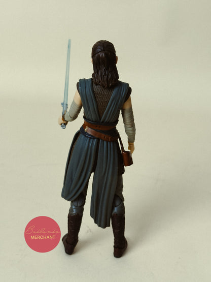 S.H. Figuarts Star Wars Rey The Last Jedi Action Figure