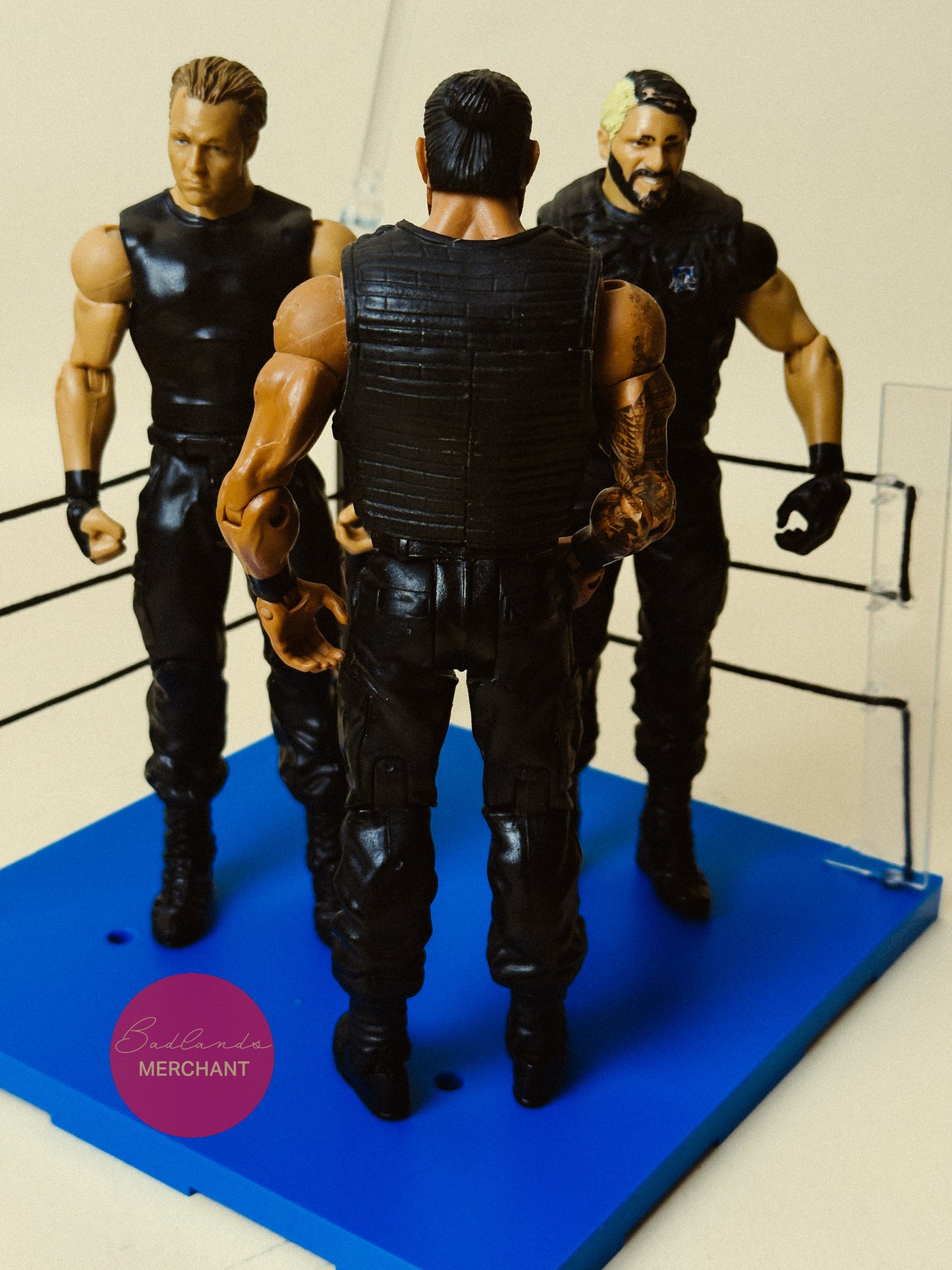 WWE Mattel The Shield Basic 3-Pack Roman Reigns, Dean Ambrose Seth Rollins