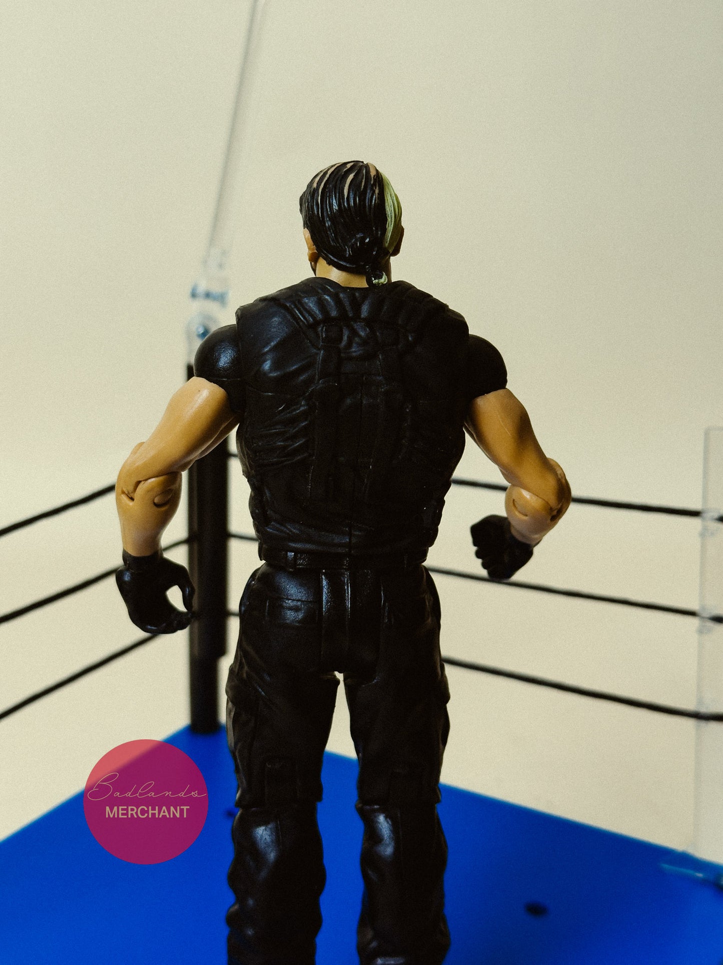 WWE Mattel The Shield Basic 3-Pack Roman Reigns, Dean Ambrose Seth Rollins